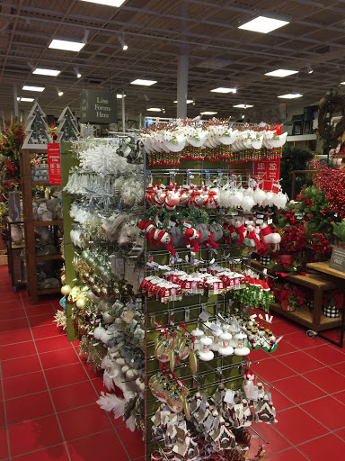Home Goods Store «Pier 1 Imports», reviews and photos, 700 Commerce Blvd, Dickson City, PA 18519, USA