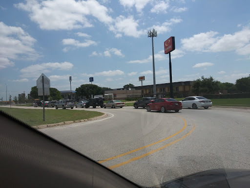 Shopping Mall «Lewisville West Shopping Center», reviews and photos, 701 S Stemmons Fwy #260, Lewisville, TX 75067, USA