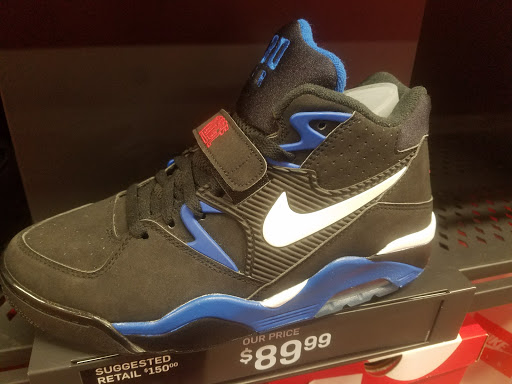 Sportswear Store «Nike», reviews and photos, 1261 Woodward Ave, Detroit, MI 48226, USA