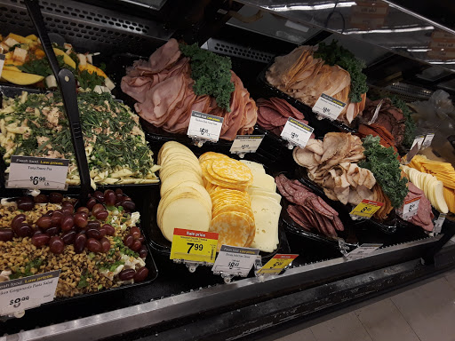 Grocery Store «Fred Meyer», reviews and photos, 6901 S 19th St, Tacoma, WA 98466, USA