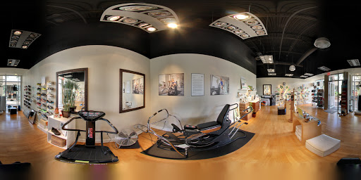 Shoe Store «Keola Health & Well-Being Footwear», reviews and photos, 11701 Lake Victoria Gardens Ave #7104, Palm Beach Gardens, FL 33410, USA