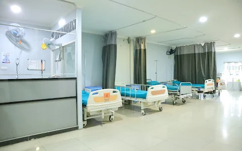 Rumah Sakit Bhayangkara Lumajang image