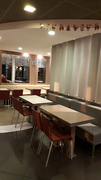 Atmosphère du Restauration rapide McDonald's à Le Vigen - n°12