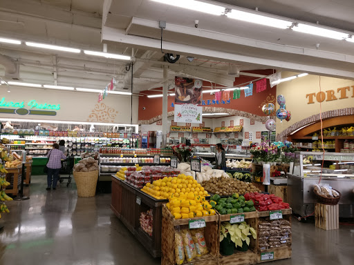 Grocery Store «Northgate Gonzalez Markets», reviews and photos, 720 W La Palma Ave, Anaheim, CA 92801, USA