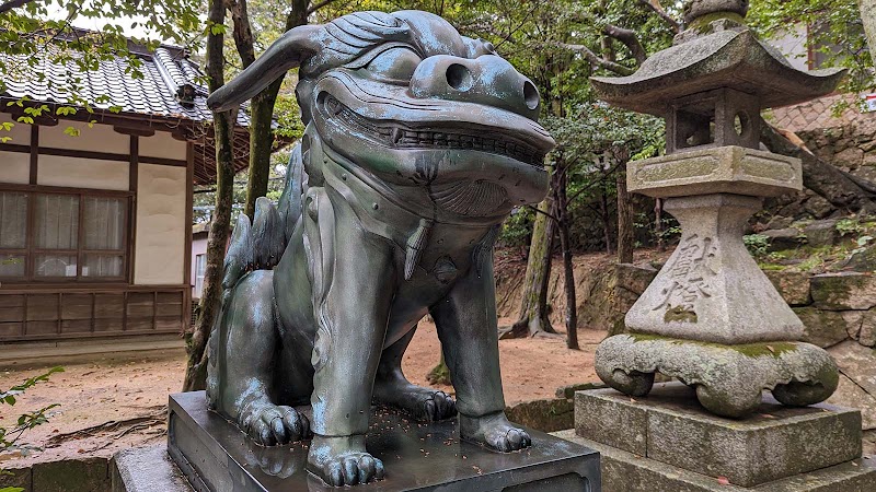 住吉神社 青銅製狛犬