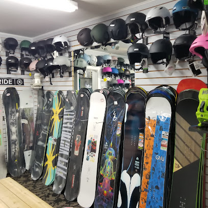 Senecal Ski & Snowboard Shop