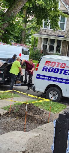 Plumber «Roto-Rooter Plumbing & Water Cleanup», reviews and photos