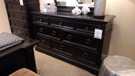 Furniture Store «Havertys Furniture», reviews and photos, 201 S Point Blvd, McDonough, GA 30253, USA