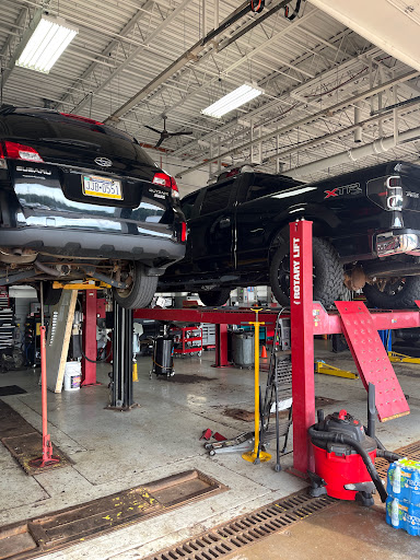 Auto Repair Shop «Meineke Car Care Center», reviews and photos, 290 Curry Hollow Rd, Pleasant Hills, PA 15236, USA