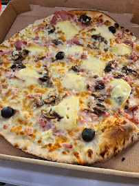 Pizza du Pizzas à emporter Le Kiosque à Pizzas à Dordives - n°1