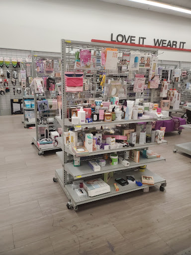 Clothing Store «Burlington Coat Factory», reviews and photos, 5766 Buford Hwy NE, Doraville, GA 30340, USA