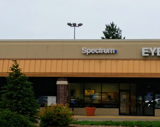 Internet Service Provider «Time Warner Cable», reviews and photos, 156 E Geneva Square, Lake Geneva, WI 53147, USA