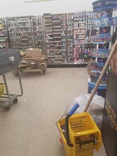 Discount Store «Dollar General», reviews and photos, 395 N Groesbeck Hwy, Mt Clemens, MI 48043, USA