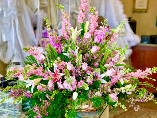 Florist «Petals & Things Florist», reviews and photos, 4891 Smith Rd, West Chester Township, OH 45069, USA