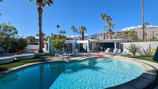 Poolside Vacation Rentals Inc. image