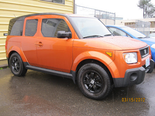 Auto Body Shop «Sharp Auto Body & Paint Works, Inc.», reviews and photos, 4031 SE 26th Ave, Portland, OR 97202, USA