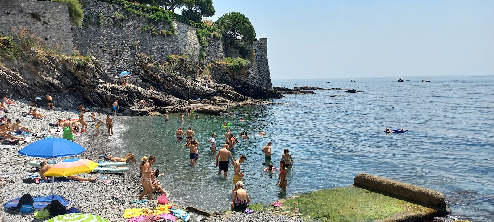 Fotografija Spiaggia Pubblica Capolungo z ravna obala