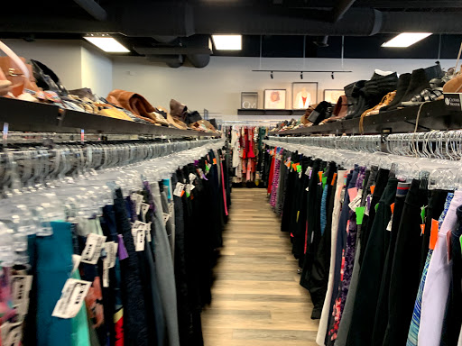Used Clothing Store «Clothes Mentor», reviews and photos, 2551 45th St S # 113, Fargo, ND 58104, USA