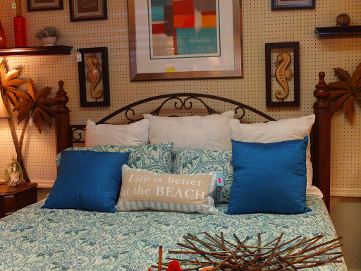 Furniture Store «Accents Home Decor & Fine Furniture», reviews and photos, 2712 N Cocoa Blvd, Cocoa, FL 32922, USA