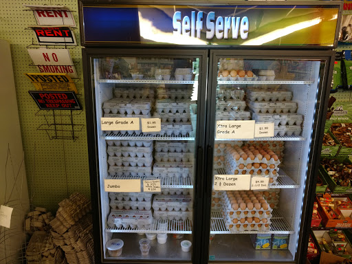 Pet Supply Store «Brooks Feed & Farm Supply», reviews and photos, 86 Union St, Brunswick, ME 04011, USA