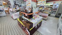 ショッピングコーナー 本郷PA (下り)