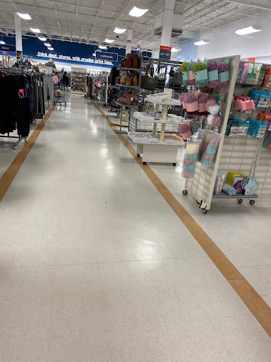 Department Store «Marshalls», reviews and photos, 5932 Roswell Rd, Sandy Springs, GA 30328, USA