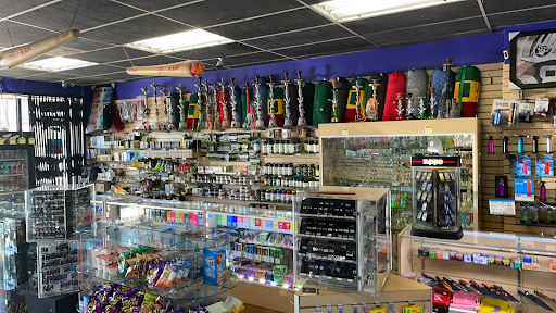 Vaporizer Store «Vape Master & Smoke Shop», reviews and photos, 1708 Long Beach Blvd, Long Beach, CA 90813, USA