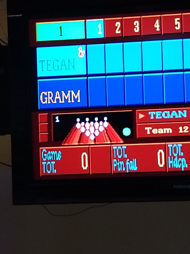 Bowling Alley «Westside Lanes», reviews and photos, 2010 Harrison Ave NW, Olympia, WA 98502, USA