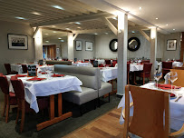 Atmosphère du Restaurant de fruits de mer Restaurant de la Marée à Grandcamp-Maisy - n°13