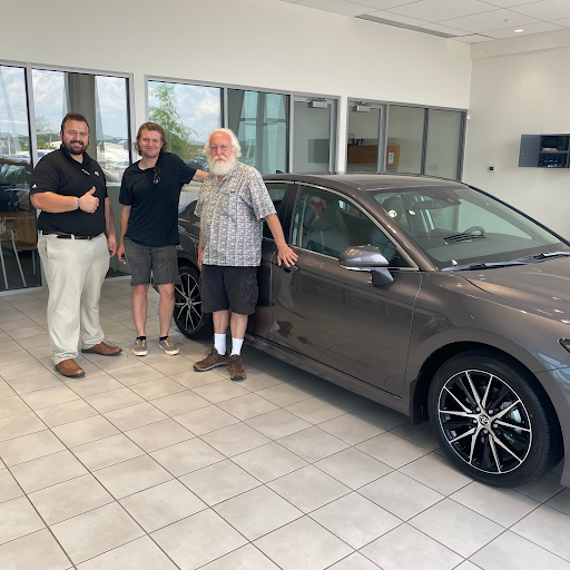 Toyota Dealer «Rivergate Toyota», reviews and photos, 1520 Gallatin Pike N, Madison, TN 37115, USA