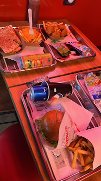 Plats et boissons du Restaurant américain Marvelous Burger & Hot Dog à Servons - n°6