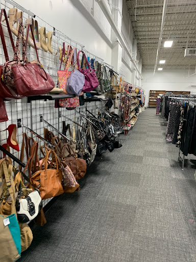 Thrift Store «The Salvation Army Family Store & Donation Center», reviews and photos