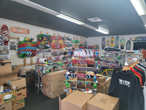 Skate Shop «Kingpin Skate shop», reviews and photos, 6034 Pacific Ave, Stockton, CA 95207, USA