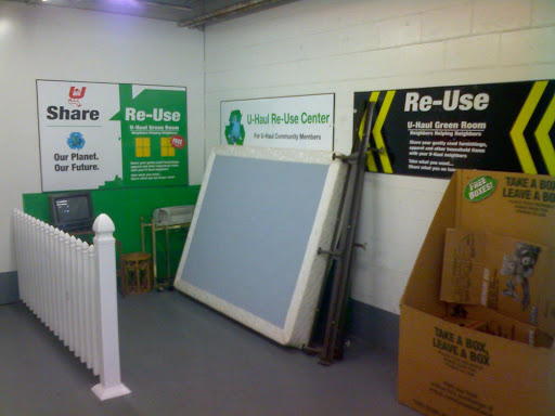 Truck Rental Agency «U-Haul Moving & Storage at Rte 295», reviews and photos, 411 Marginal Way, Portland, ME 04101, USA