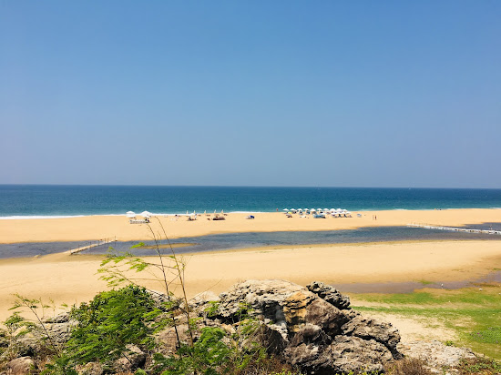 Pozhiyoor Golden Beach