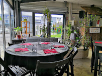 Atmosphère du Restaurant saveurs de l'île de la réunion à Labarthe-sur-Lèze - n°7