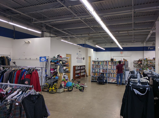 Thrift Store «Goodwill Industries Store & Donation Center», reviews and photos, 423 US-46, Fairfield, NJ 07004, USA