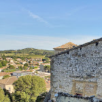 Photo n° 6 de l'avis de Veronique.a fait le 06/06/2021 à 12:45 pour Château de Vedène à Vedène