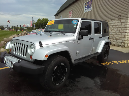 Used Car Dealer «Conway Imports Auto Sales», reviews and photos, 615 E Lake St, Streamwood, IL 60107, USA