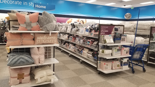 Clothing Store «Ross Dress for Less», reviews and photos, 16900 US-441, Mt Dora, FL 32757, USA