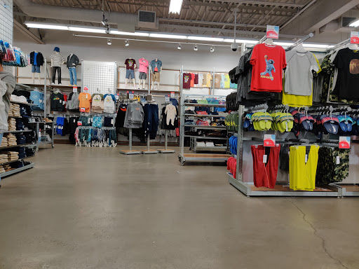 Clothing Store «Old Navy», reviews and photos, 6699 N Landmark Dr, Park City, UT 84098, USA