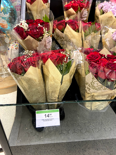 Supermarket «Publix Super Market at Deerwood Village SC», reviews and photos, 9964 Old Baymeadows Rd, Jacksonville, FL 32256, USA