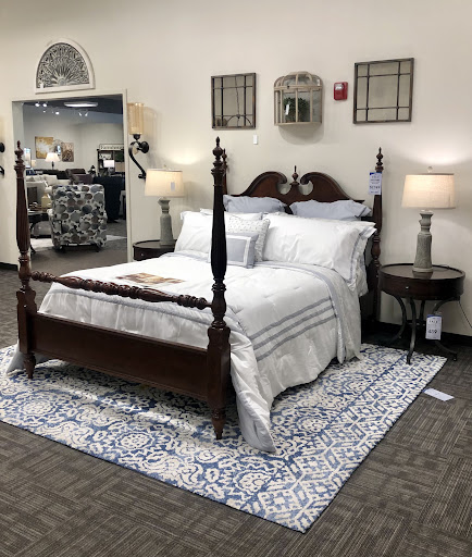 Furniture Store «La-Z-Boy Furniture Galleries», reviews and photos, 1855 Mall of Georgia Blvd, Buford, GA 30519, USA