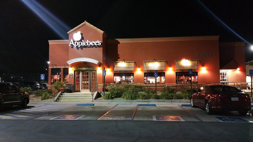 Applebee's Grill + Bar 92392