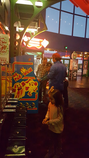 Movie Theater «Regal Fiesta Stadium 16», reviews and photos, 12631 Vance Jackson Rd, San Antonio, TX 78230, USA