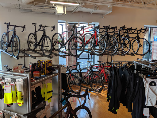 Bicycle Store «Trek Bicycle Store Cincinnati», reviews and photos, 9695 Kenwood Rd, Cincinnati, OH 45242, USA