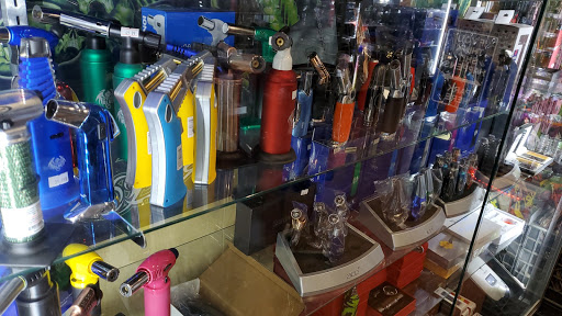 Tobacco Shop «Smokers Gift Shop», reviews and photos, 1840 W 11th St, Tracy, CA 95376, USA