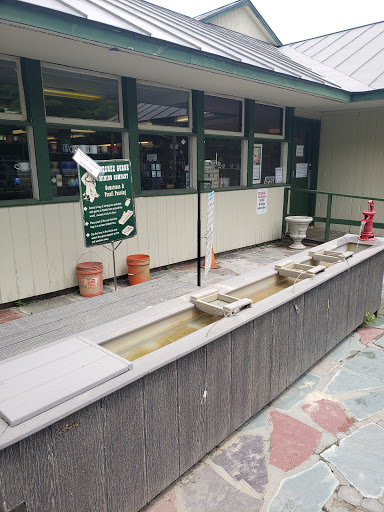 Gift Shop «Quechee Gorge Gifts & Sportswear», reviews and photos, 6053 Woodstock Rd, Quechee, VT 05059, USA