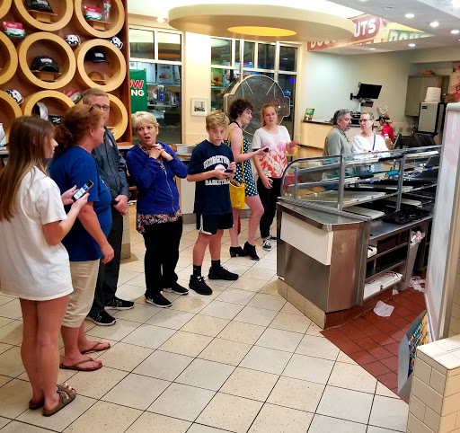 Bakery «Krispy Kreme Doughnuts», reviews and photos, 1911 4 Seasons Blvd, Hendersonville, NC 28792, USA