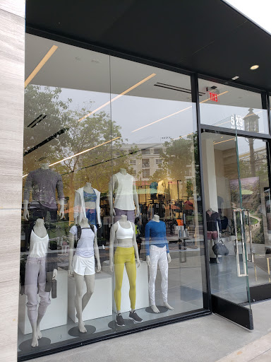 Sportswear Store «lululemon», reviews and photos, 710 Americana Way, Glendale, CA 91210, USA